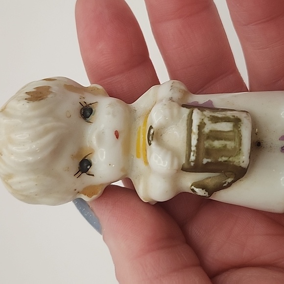 Vintage Porcelain Boy with Watering Can 3" - Picture 8 of 8